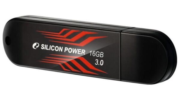 فلش 16 گیگابایت SILICON POWER B10