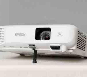 ویدیو پرژکتور EPSON EB E01